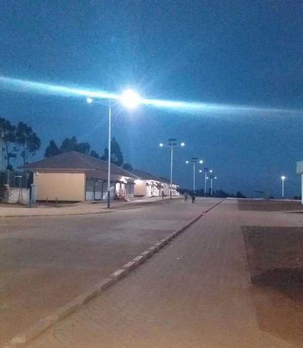 颍东区非洲科特迪瓦太阳能路灯工程